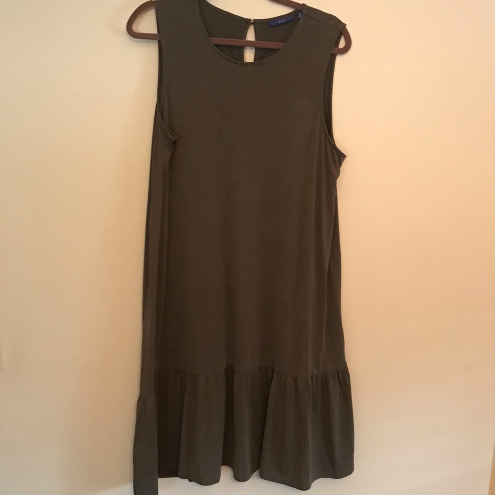 Sleeveless Dress